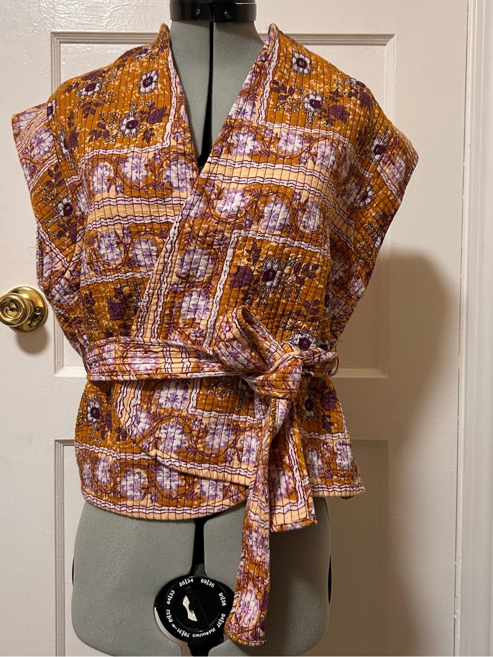 ZARA Quilted Floral Kimono Vest M-L Orange Purple Tie Waist 100% Cotton